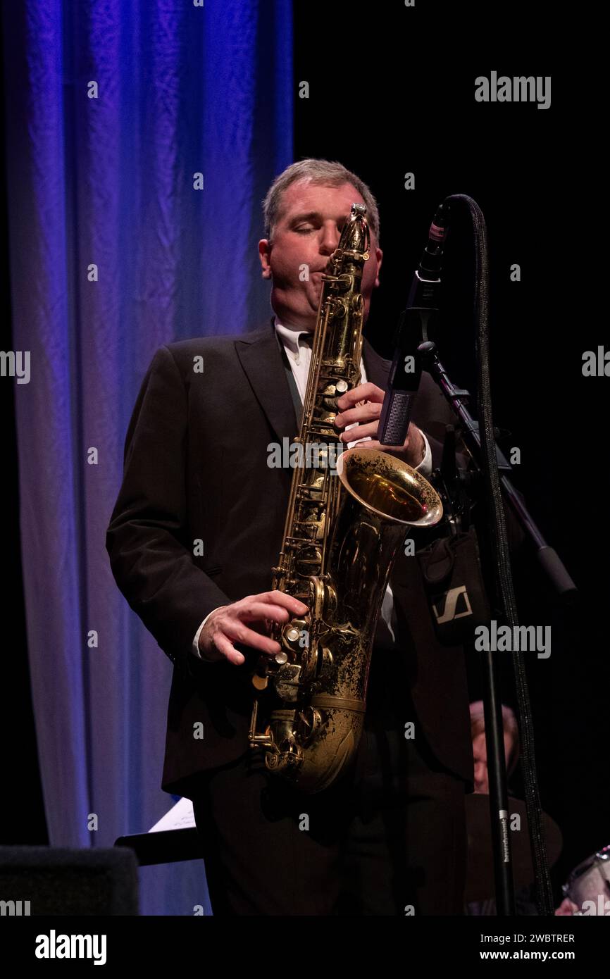 Simon Spillett Big Band Live, Scarborough Jazz Festival 2022, Yorkshire, Regno Unito Foto Stock