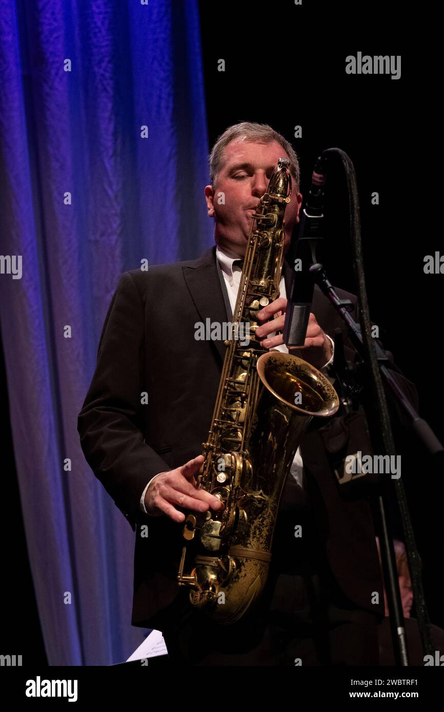 Simon Spillett Big Band Live, Scarborough Jazz Festival 2022, Yorkshire, Regno Unito Foto Stock