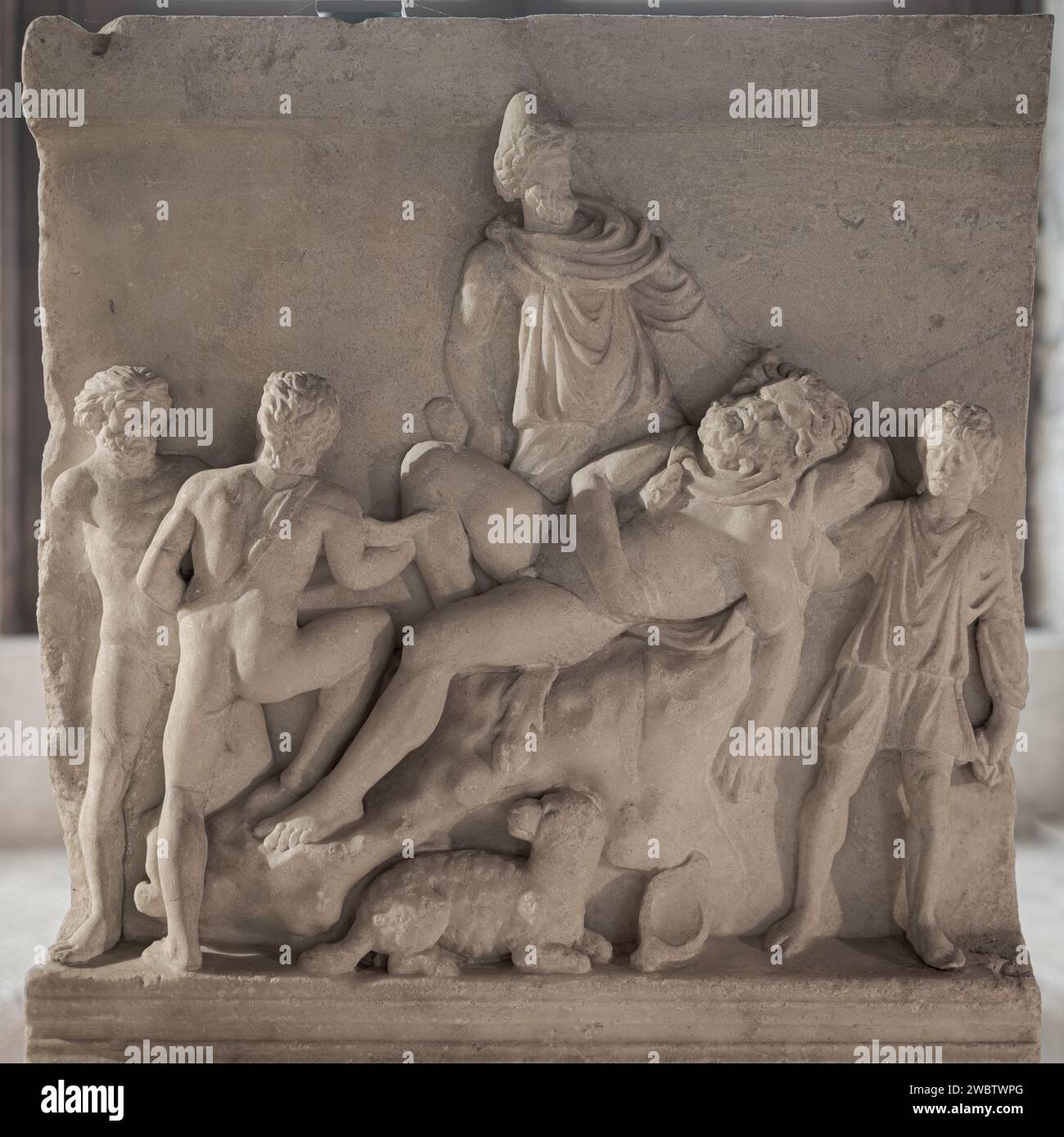 Antica arte romana, rilievo da un sarcofago con scena dell'Odissea (Ulisse e i suoi compagni ciechi Polifemo) II secolo d.C.; Castello Ursino Foto Stock