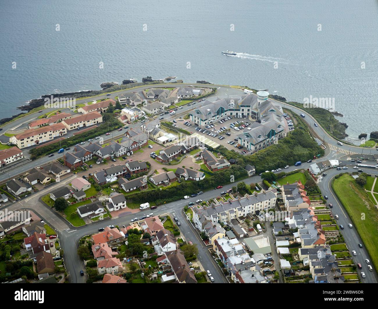 Una fotografia aerea di Douglas, capitale dell'Isola di Man Foto Stock