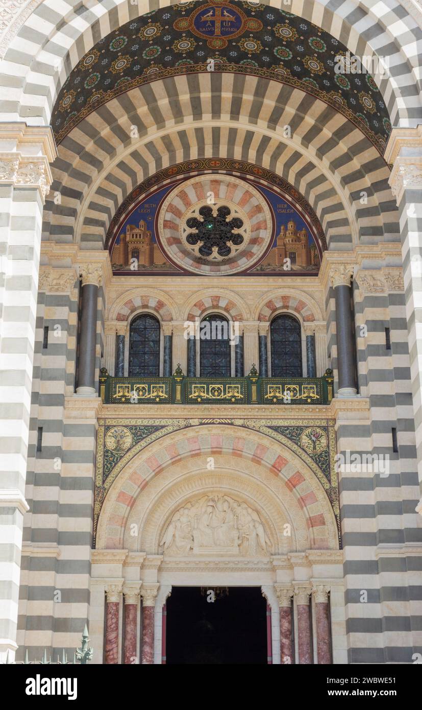 Cattedrale di Marsiglia, Marsiglia, Francia. Dettaglio dell'entrata Foto Stock