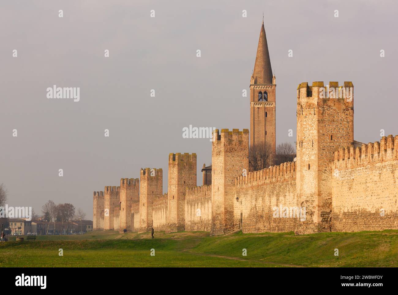 Mura medievali della Montagnana, Italia, tra le meglio conservate d'Europa Foto Stock
