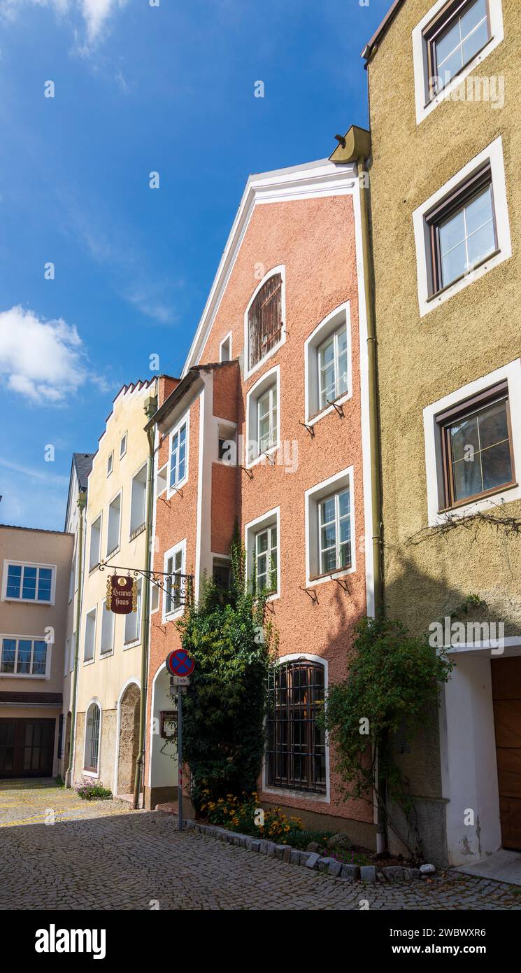 Braunau am Inn: casa Heimathaus Glockengießerei nella città vecchia di Innviertel, Oberösterreich, alta Austria, Austria Foto Stock