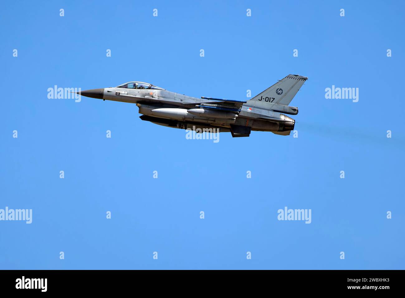 RAF Fairford, Gloucestershire, UK - 17 luglio 2023: Royal Netherlands Air Force General Dynamics F-16AM Fighting Falcon, J-017, 312 Squadron Foto Stock