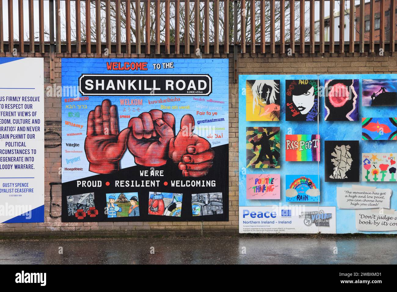 Benvenuto al cartello Shankill Road, nell'area protestante lealista di Belfast, NI, Regno Unito Foto Stock