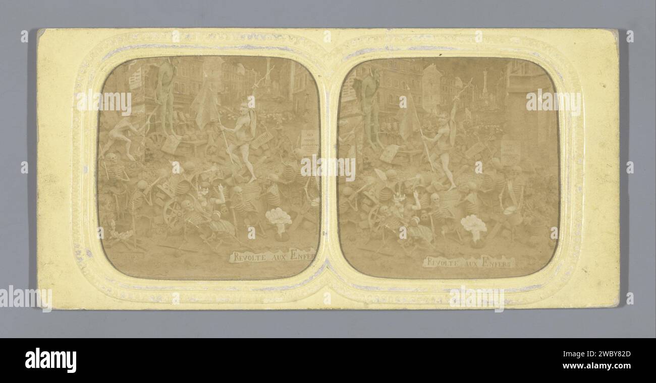 Rivoluzione all'inferno con scheletri e demoni, Anonymous, 1868 - 1873 tissue stereograph Francepublisher: Paris Photographic support. carta. stampa di albumi di cartone / scheletro perforante (umano). diavolo(i) e demoni. Rivoluzione, rivolta Francia Foto Stock