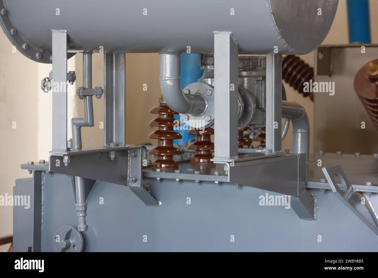 trasformatore di olio industriale, raffreddamento di linee di alimentazione industriali ad alta volage, produzione Foto Stock