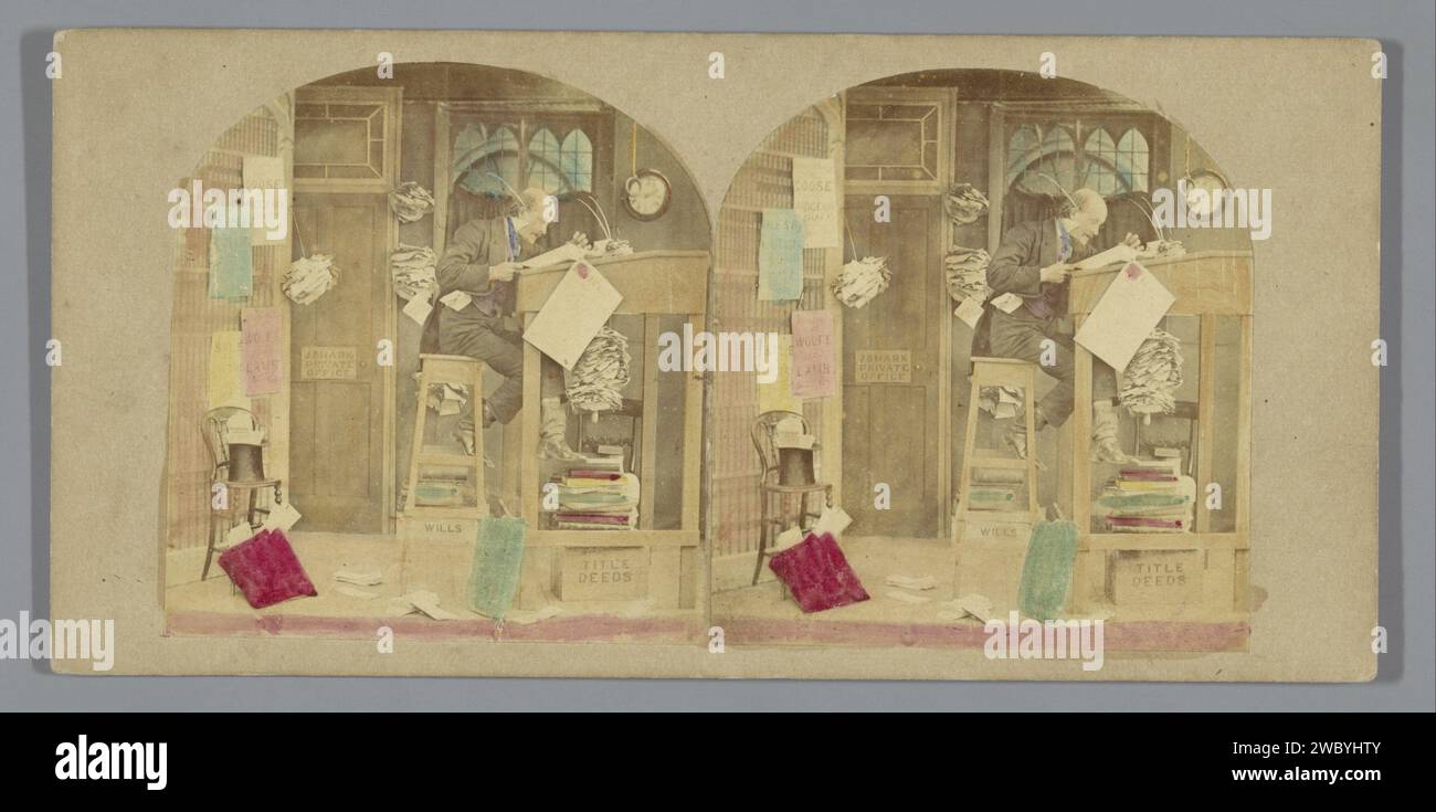 John Quill, impiegato di Robert Shark, seduto su uno sgabello alto, Anonymous, 1852 - 1863 cartone stereografico. addetto alle vendite di stampa albumi di carta Foto Stock