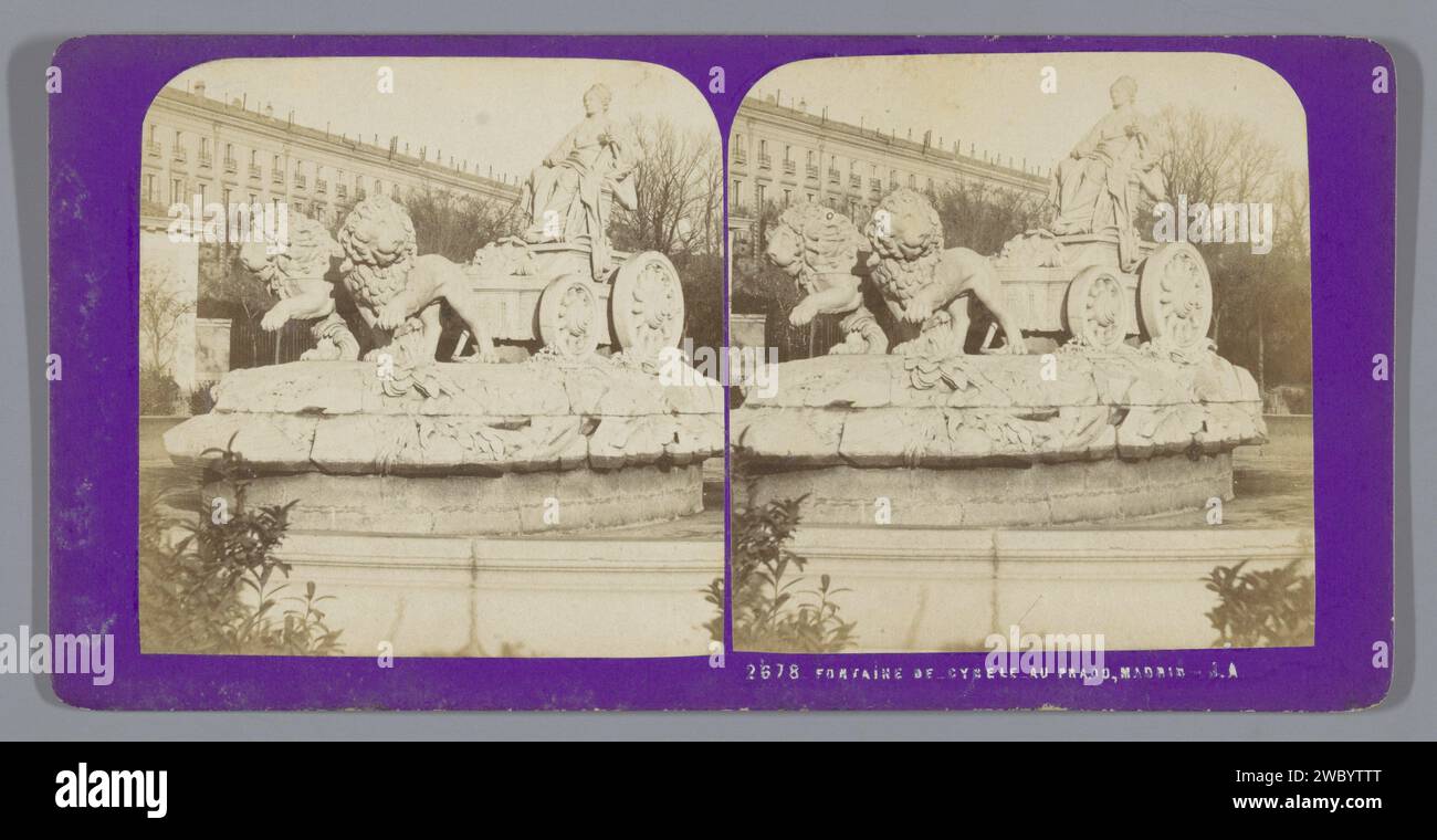 CYSBEFEINEE ON HA TABSA IL CIBLE DE MARDRID, Jean Andrieu, 1862 - 1876 stereografo Plaza de Cibeles in cartone. supporto fotografico per la stampa di albumi ornamentali con fontana. scultura. (Storia di) Cibele, Rhea Cybele, grande madre degli dei (Berecynt(h)ia) Plaza de Cibeles Foto Stock