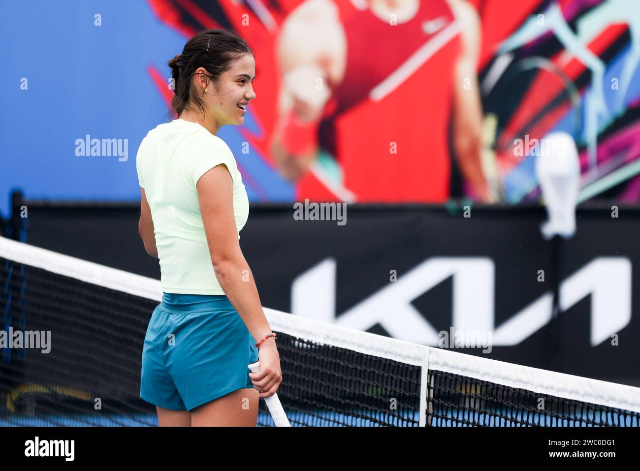 Melbourne, Victoria, Australia. 13 gennaio 2024. MELBOURNE, AUSTRALIA - 13 GENNAIO: Emma Raducanu del Regno Unito pratica con l'australiano Ajla Tomljanovic in vista dell'Australian Open 2024 al Melbourne Park il 13 gennaio 2024 a Melbourne, in Australia. (Immagine di credito: © Chris Putnam/ZUMA Press Wire) SOLO USO EDITORIALE! Non per USO commerciale! Foto Stock Melbourne, Victoria, Australia. 13 gennaio 2024. MELBOURNE, AUSTRALIA - 13 GENNAIO: Emma Raducanu del Regno Unito pratica con l'australiano Ajla Tomljanovic in vista dell'Australian Open 2024 al Melbourne Park il 13 gennaio 2024 a Melbourne, in Australia. (Immagine di credito: © Chris Putnam/ZUMA Press Wire) SOLO USO EDITORIALE! Non per USO commerciale! Foto Stock