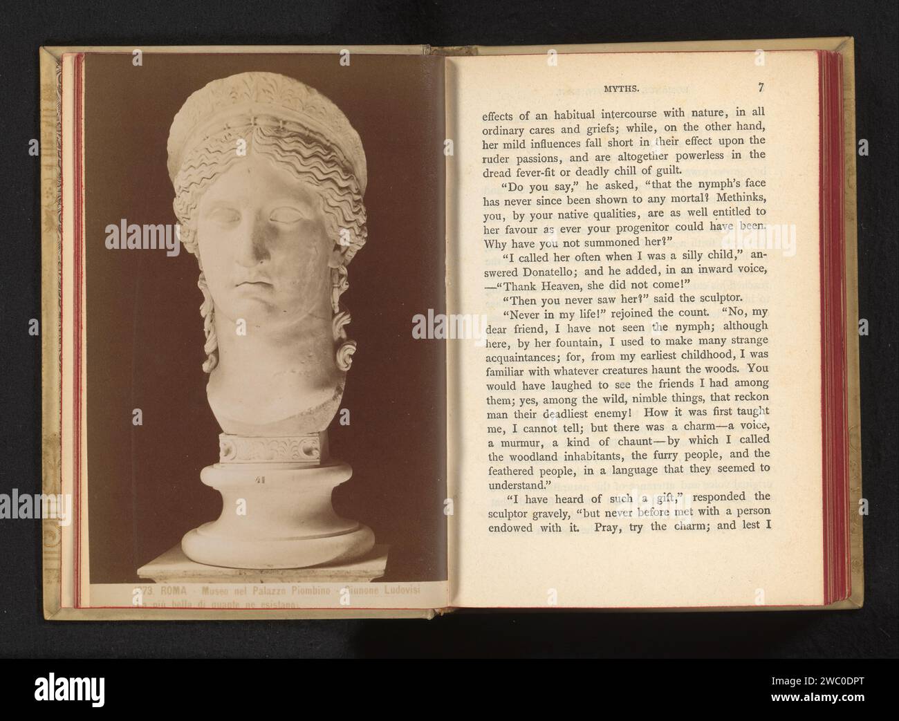 Van Juno Ludovisi avvolge in Het Palazzo Piombino, Anonimo, c. 1855 - nel O PRIMA del 1860 fotografare Palazzo Piombino carta albumen stampa scultura Palazzo Piombino Foto Stock