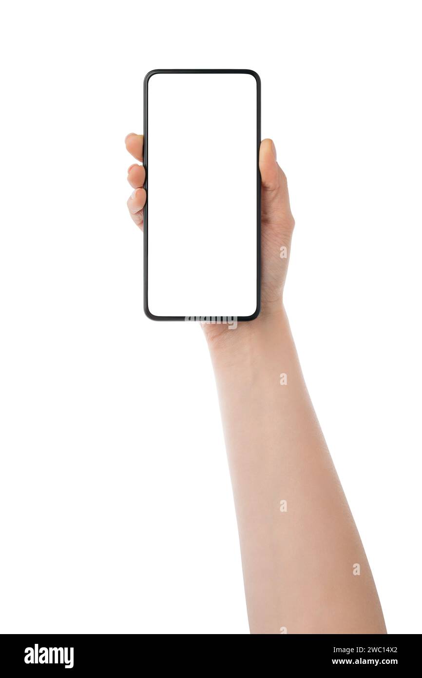 Giovane donna che tiene a mano uno smartphone generico con schermo bianco su sfondo bianco, modello Foto Stock