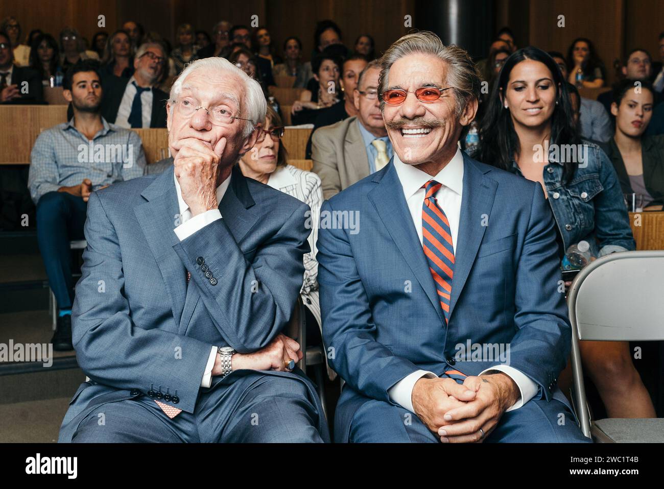 Leon Wildes presenta il suo libro John Lennon vs. The U.S.A: The Inside Story of the Most Bitterly Converse and Influent Deportation Case in the US Foto Stock