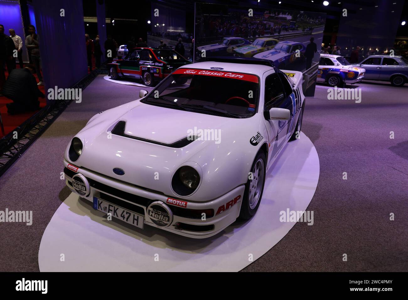 Maastricht Automobil, Oldtimer, Ausstellung, 29. InterClassics Maastricht, Niederlande, 13.01.2024 Historisches Ford RS 200 gruppo B Rallyefahrzeug Automobil, Oldtimer, Ausstellung, 29. InterClassics Maastricht, Niederlande, 13.01.2024 *** Maastricht Automobile, auto d'epoca, mostra, 29 InterClassics Maastricht, Paesi Bassi, 13 01 2024 Historic Ford RS 200 Group B rally car Automobile, auto d'epoca, mostra, 29 InterClassics Maastricht, Paesi Bassi, 13 01 2024 Copyright: xAugstx/xEibner-Pressefotox EP jat Foto Stock