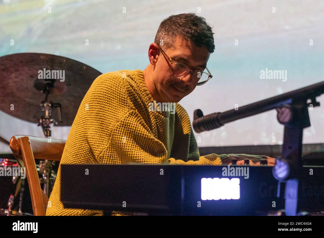 New York, USA. 13 gennaio 2024. Mark Guiliana si esibisce durante la Winter JazzFest Brooklyn Marathon al Superior Ingredients di New York il 13 gennaio 2024. (Foto di Lev Radin/Sipa USA) credito: SIPA USA/Alamy Live News Foto Stock