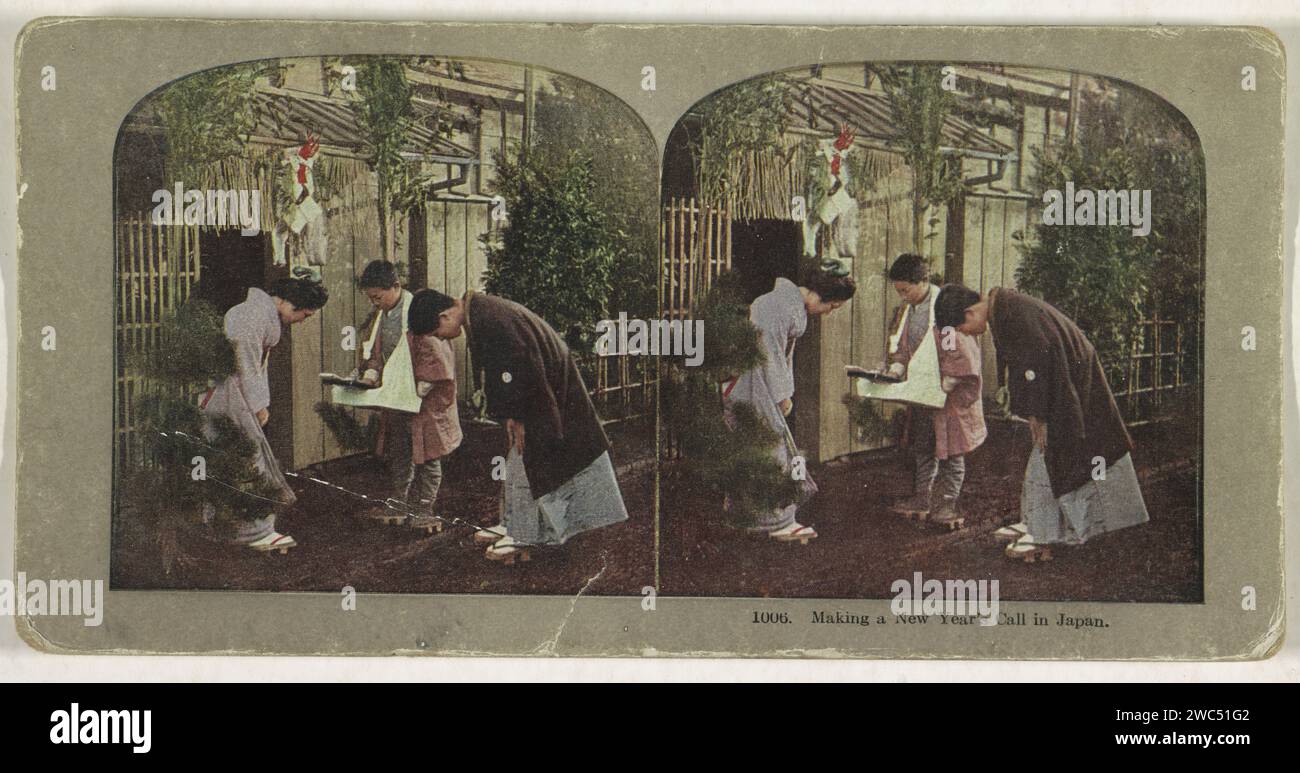 Saluti di Capodanno in Giappone, T. Enami (attribuito a), 1900 - 1907 stereografo. Stampa fotomeccanica in cartone per il Giappone. Carta 1 gennaio ( festività) Giappone Foto Stock