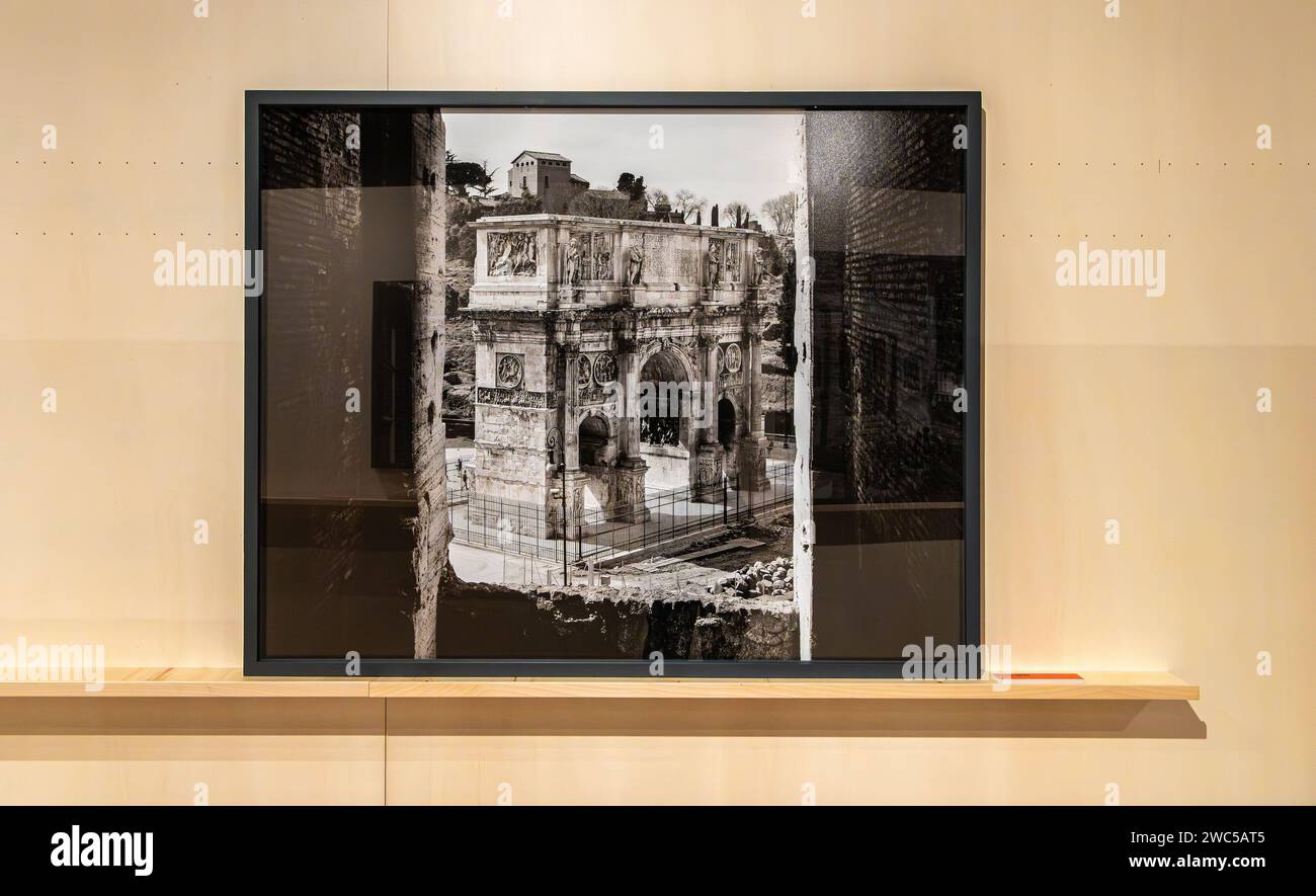 Una mostra del fotografo italiano Gabriele Basilico (1944 - 2013) - (paesaggio di Rio de Janeiro - 2011) - a Palazzo reale di Milano. Foto Stock