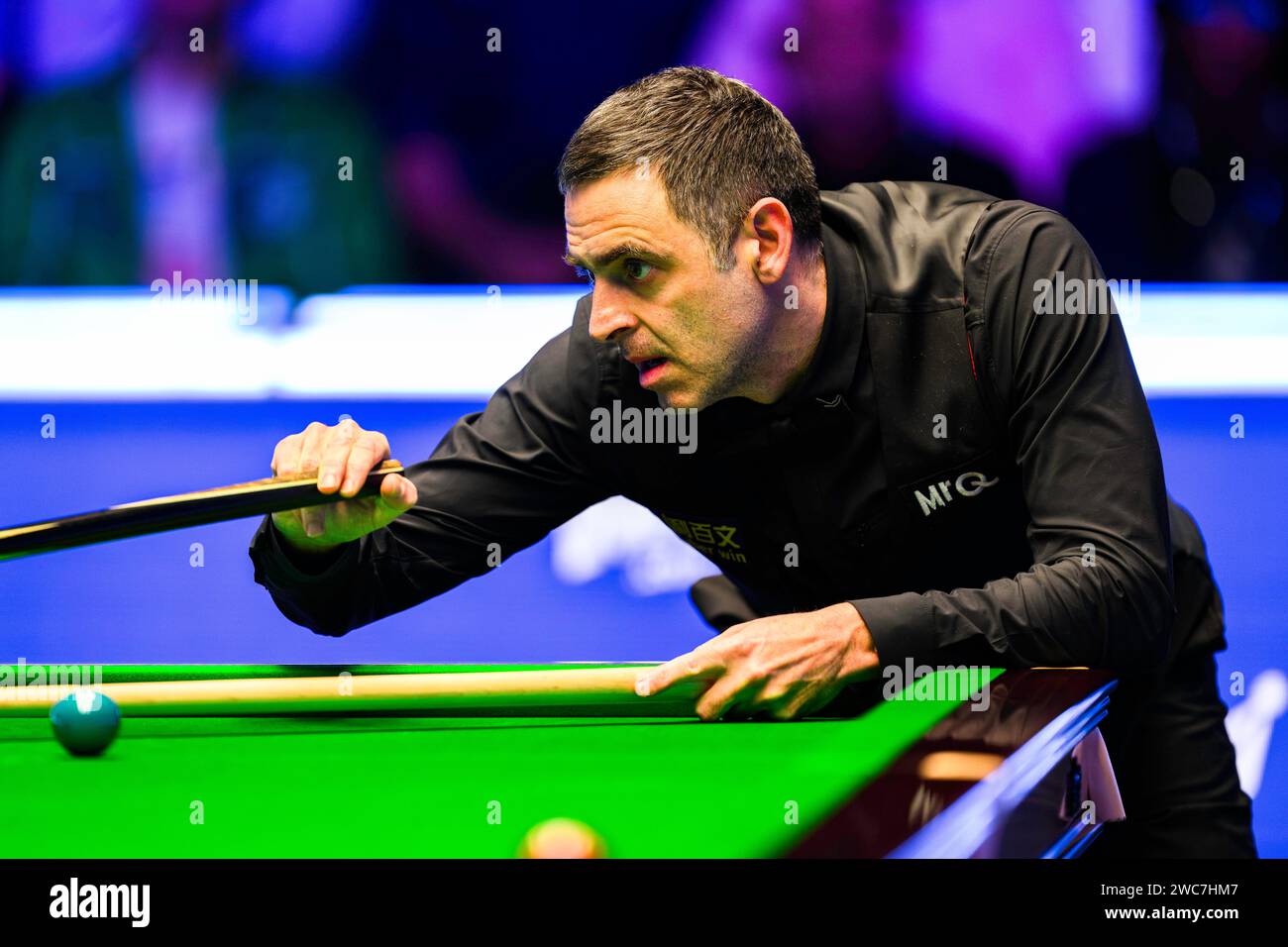 LONDRA, REGNO UNITO. 14 gennaio 2024. Ronnie o'Sullivan in finale contro Ali Carter durante gli MRQ Masters 2024 ad Alexandra Palace domenica 14 gennaio 2024 a LONDRA IN INGHILTERRA. Crediti: Taka G Wu/Alamy Live News Foto Stock