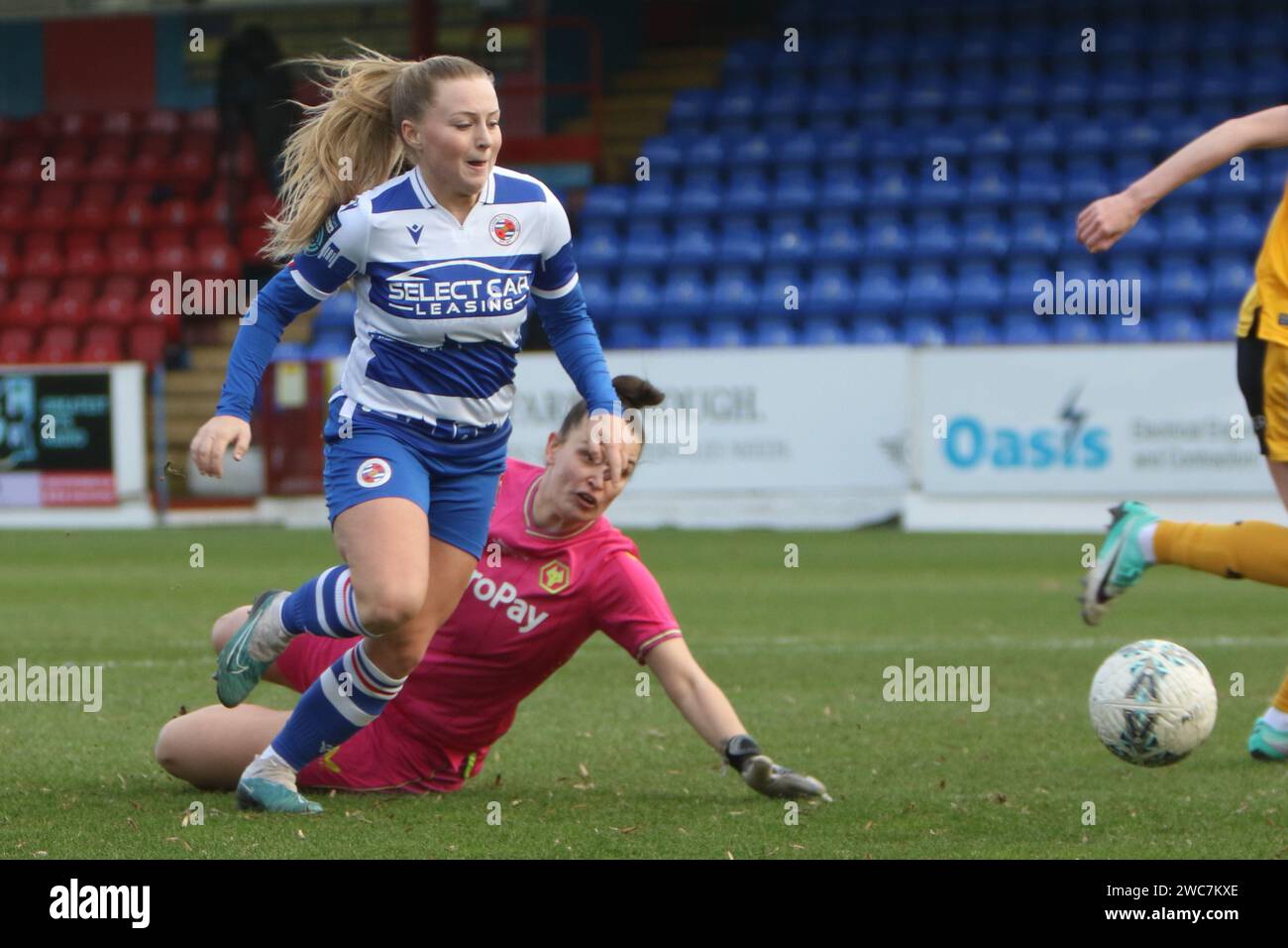 Madison Perry di Reading Women V Wolves Women Adobe fa Women's Cup 4° round, 15 gennaio 2024, giocata all'Aldershot Town FC Foto Stock Madison Perry di Reading Women V Wolves Women Adobe fa Women's Cup 4° round, 15 gennaio 2024, giocata all'Aldershot Town FC Foto Stock