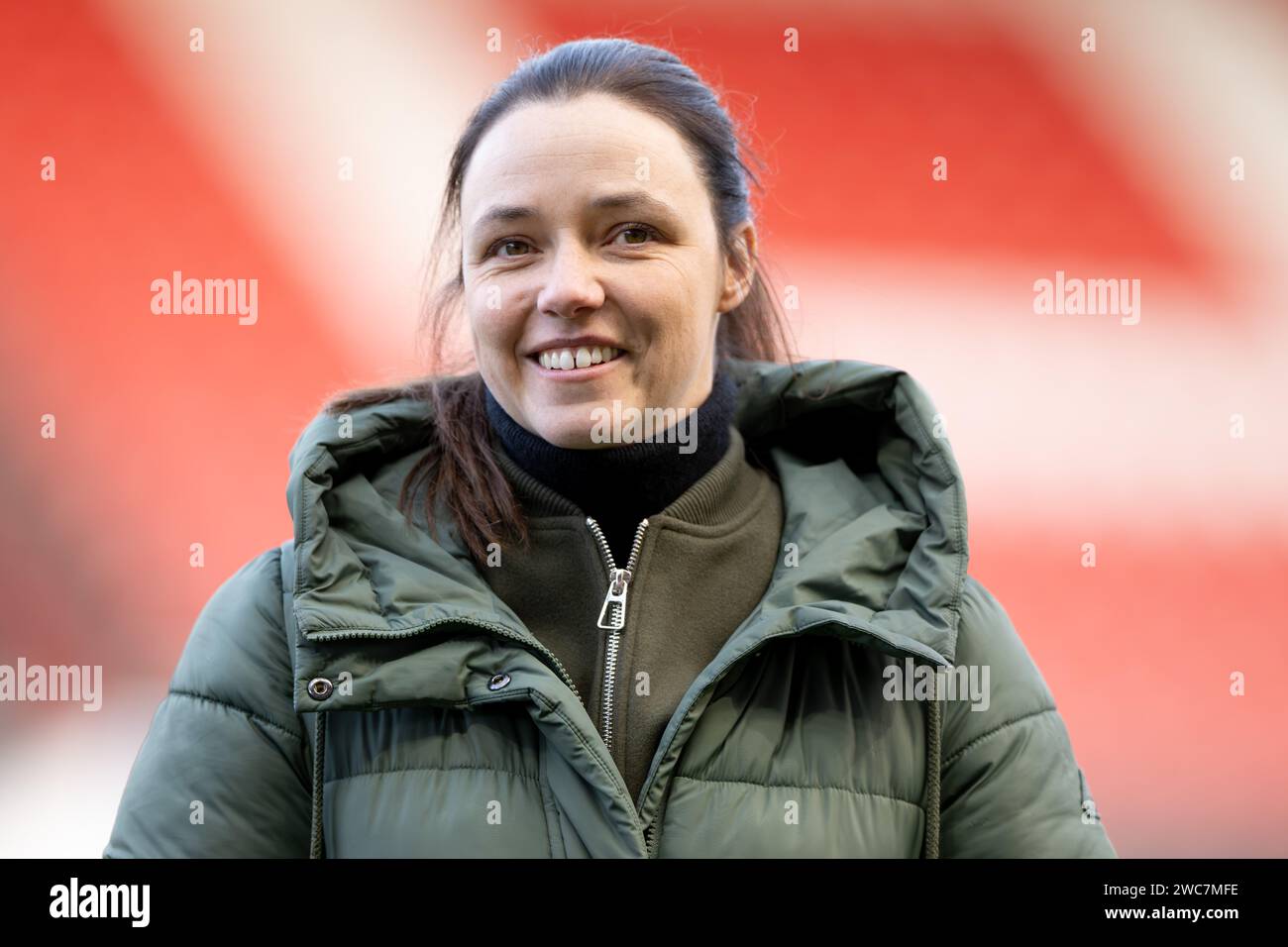 Bristol, Regno Unito. 14 gennaio 2024. Lauren Smith, manager del Bristol City Women durante il quarto turno di fa Cup femminile tra Bristol City Women e Liverpool Women all'Ashton Gate di Bristol il 14 gennaio 2024. Questa immagine può essere utilizzata solo per scopi editoriali. Solo per uso editoriale. Credito: Ashley Crowden/Alamy Live News Foto Stock