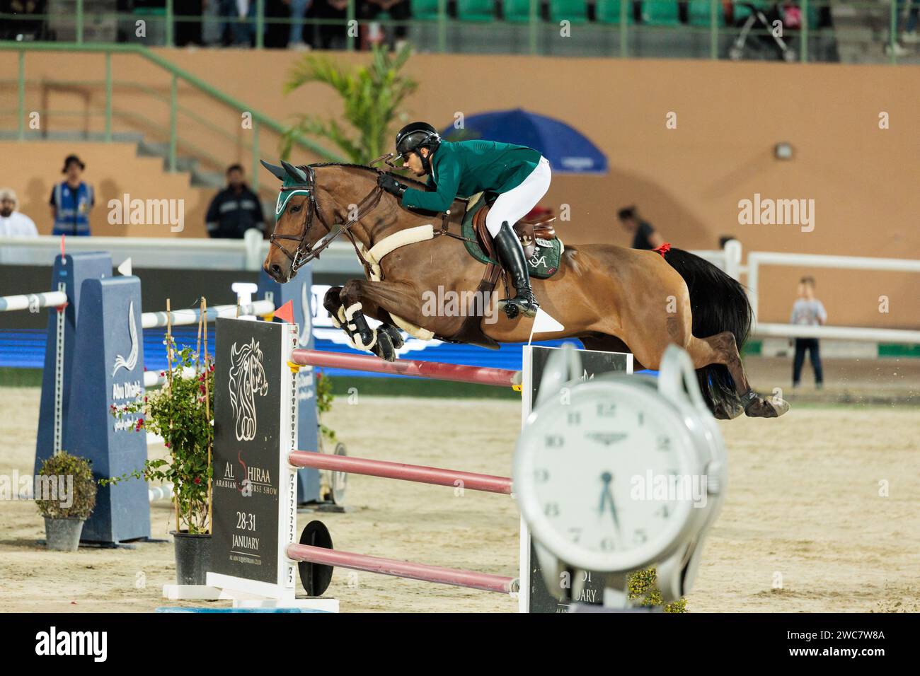 Gold and Shooting Club, Emirati Arabi Uniti. 14 gennaio 2024. Abdulrahman Alrajhi dell'Arabia Saudita con Babalou durante il CSI4*-W - Longines al Shira'aa FEI Jumping World Cup™ Gand Prix all'al Shira'aa Horse Show il 14 gennaio 2024, al Ain Equestrial, Gold and Shooting Club, United Arabe Emirates (foto di Maxime David - MXIMD Pictures) credito: MXIMD Pictures/Alamy Live News Foto Stock