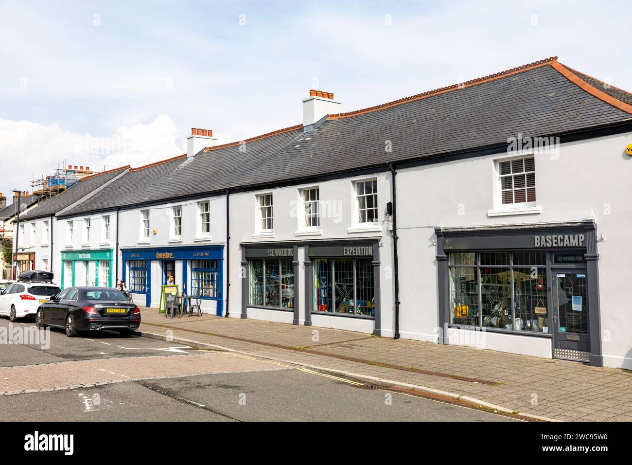 Princetown, villaggio nel parco nazionale di Dartmoor, una serie di negozi con negozio all'aperto specializzato in Ice Warrior Expedition, Devon, Inghilterra, Regno Unito, 2023 Foto Stock