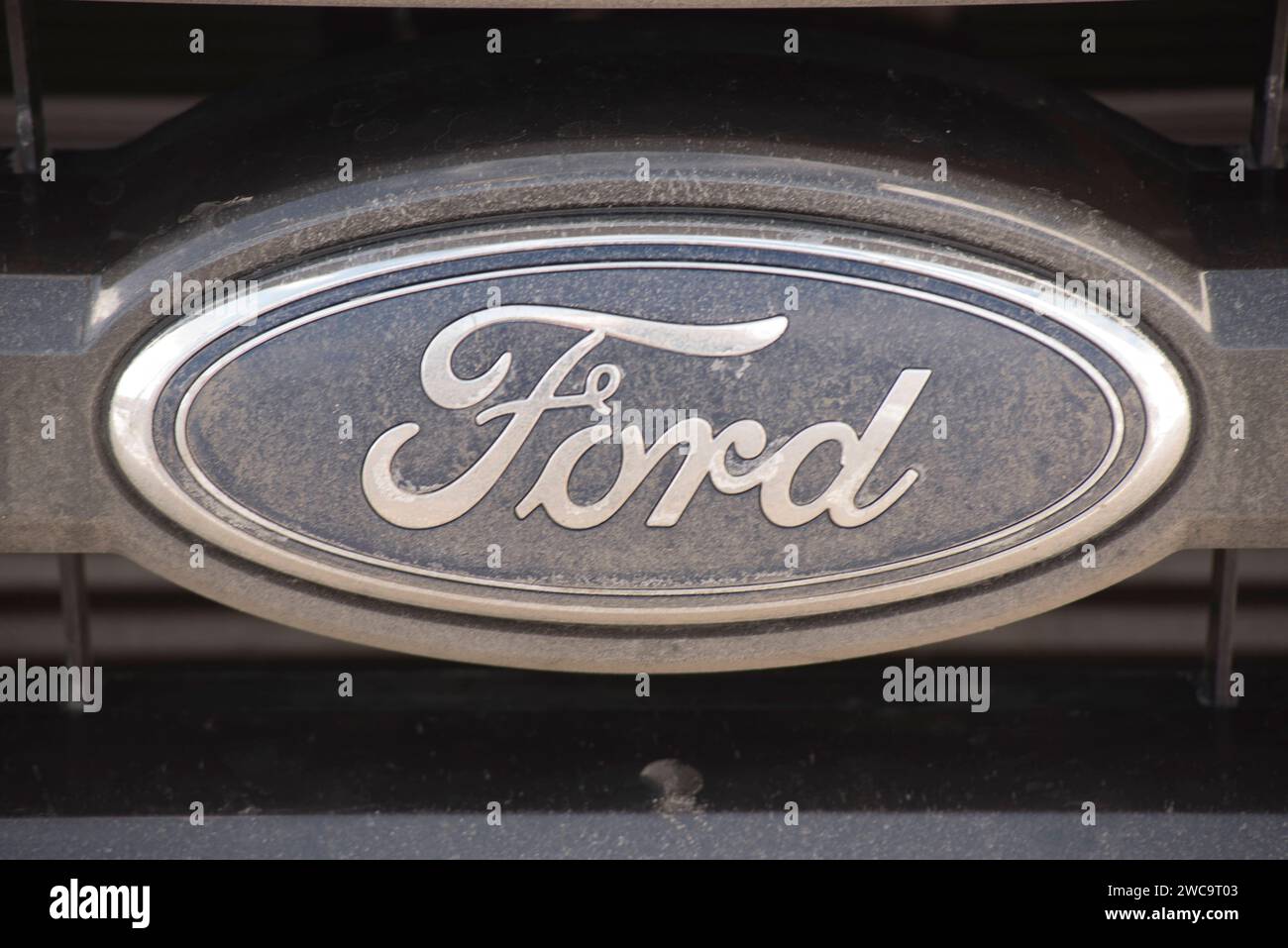 ford come marchio di auto o marchio automobilistico nel settore dei trasporti e della mobilità ford come marchio di auto Foto Stock