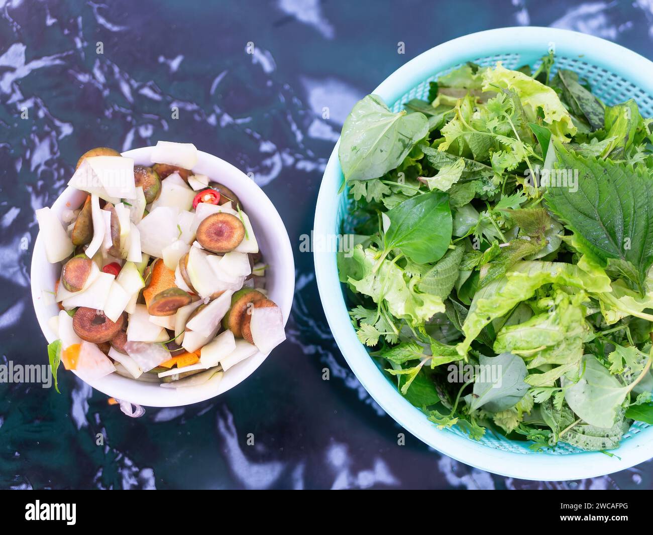 Piatto vietnamita, dua mon in un ristorante a Thanh Hoa, Vietnam. Foto Stock