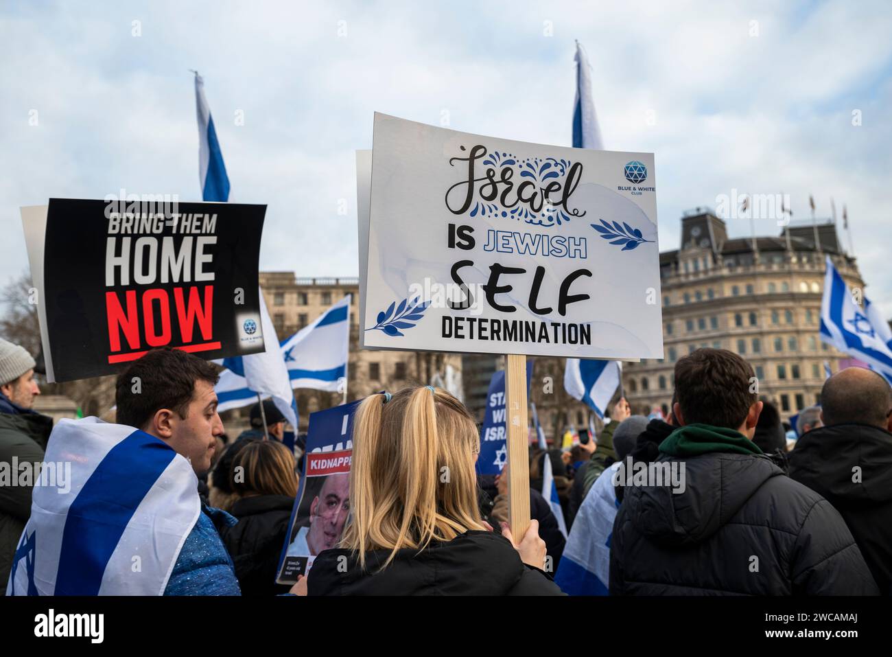 Israele, Israele è un cartello di autodeterminazione ebraico al raduno pro-Israele a Trafalgar Square che chiede il rilascio di ostaggi e segna 100 giorni da allora Foto Stock