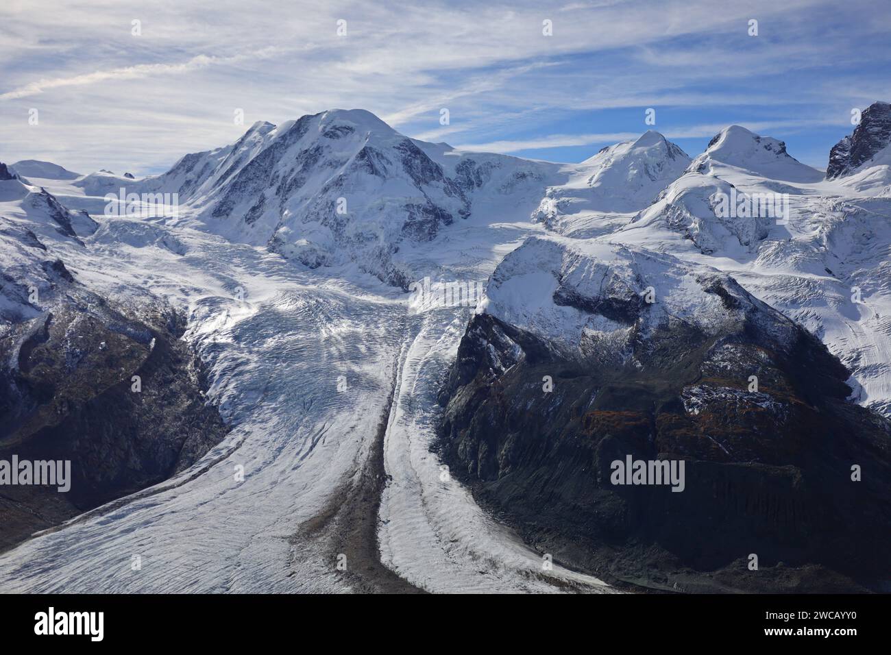Zermatt è un comune svizzero del Canton Vallese, nel distretto di Visp. Foto Stock