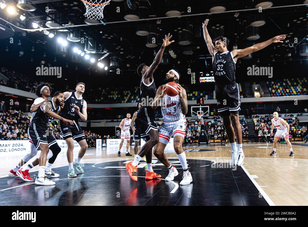 I London Lions sconfiggono i Leicester Riders nelle fasi a gironi del Trofeo. Copperbox Arena, Londra, 7 gennaio 2024. Copyright Caroljmoir. Foto Stock