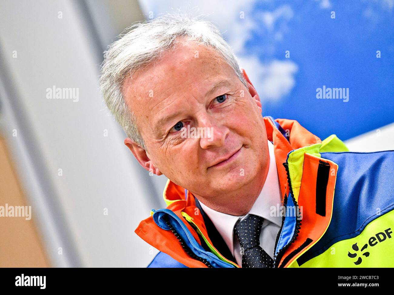 Francia. 15 gennaio 2024. © PHOTOPQR/VOIX DU NORD/Sebastien JARRY ; 15/01/2024 ; Gravelines. le 15/01/2024. Venue du mnistre bruno le maire a la centrale nucleaire . Foto Sébastien JARRY Gravelines, Francia, 15 gennaio 2024 Bruno le Maire, il Ministro dell'economia e dell'energia, visita la centrale nucleare di Gravelines dove saranno costruiti 2 EPRS entro il 2038. Credito: MAXPPP/Alamy Live News Foto Stock
