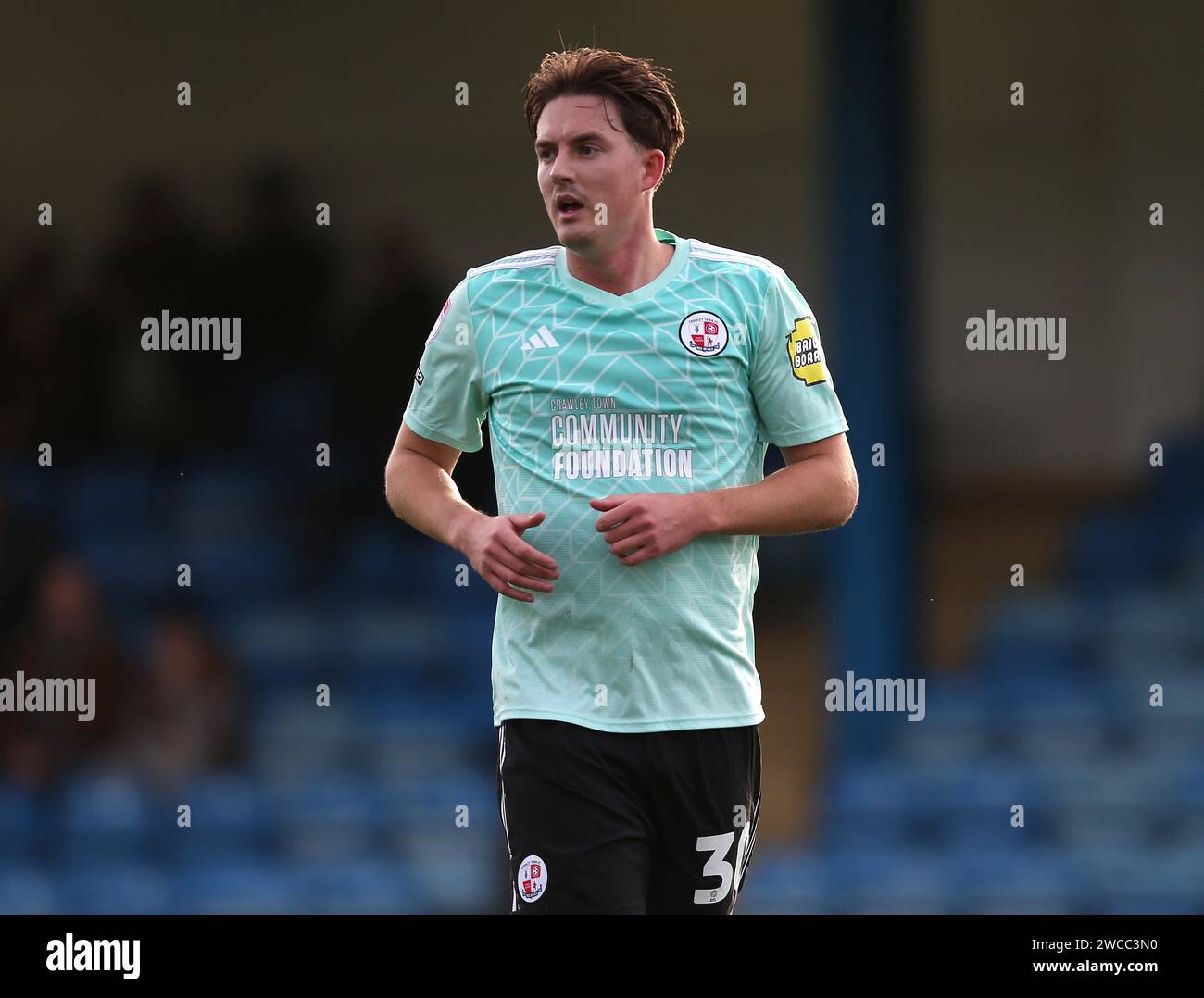 Will Wright di Crawley Town. - Gillingham contro Crawley Town, Sky Bet League Two, MEMS Priestfield Stadium, Kent, Regno Unito - 26 dicembre 2023. Solo per uso editoriale - si applicano le restrizioni DataCo. Foto Stock