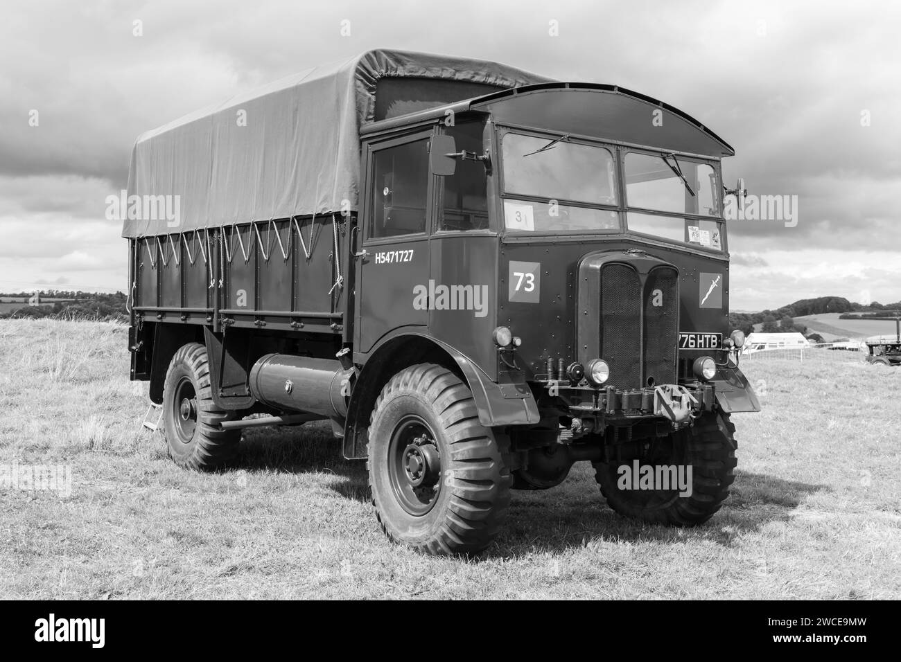 Low Ham.Somerset.Regno Unito.23 luglio 2023.Un trattore d'artiglieria AEC Matador restaurato è in mostra al Somerset Steam and Country Show Foto Stock