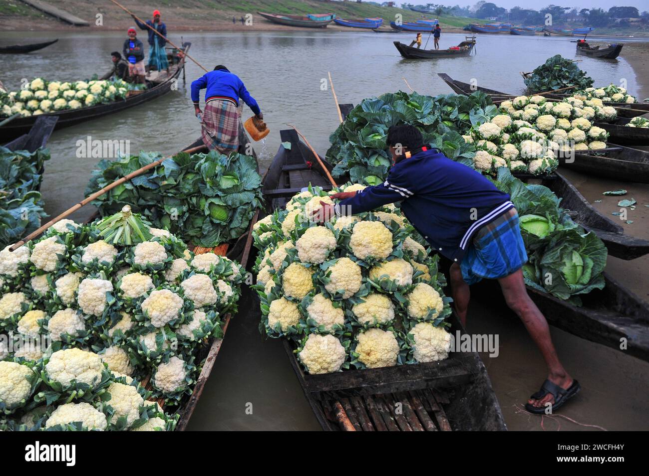 Pil del bangladesh immagini e fotografie stock ad alta risoluzione - Alamy