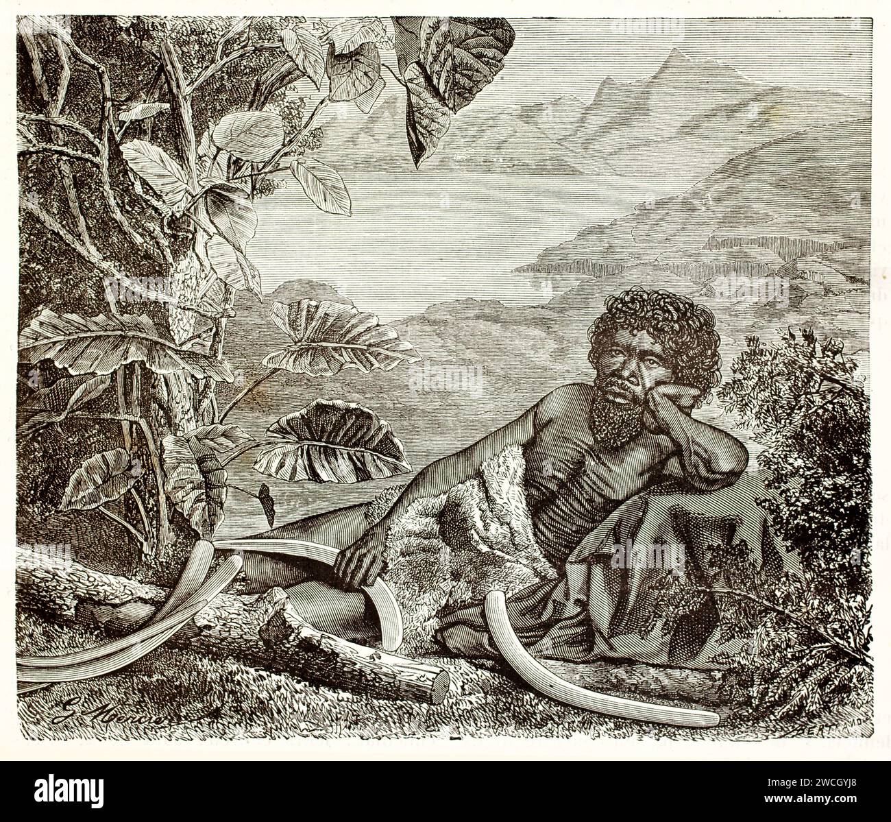 Uomo aborigeno australiano che riposa con boomerang in una fitta vegetazione, montagne sullo sfondo. Stile espressivo tagliato in legno. Pubblicato nel 1878 da Brehm, Foto Stock