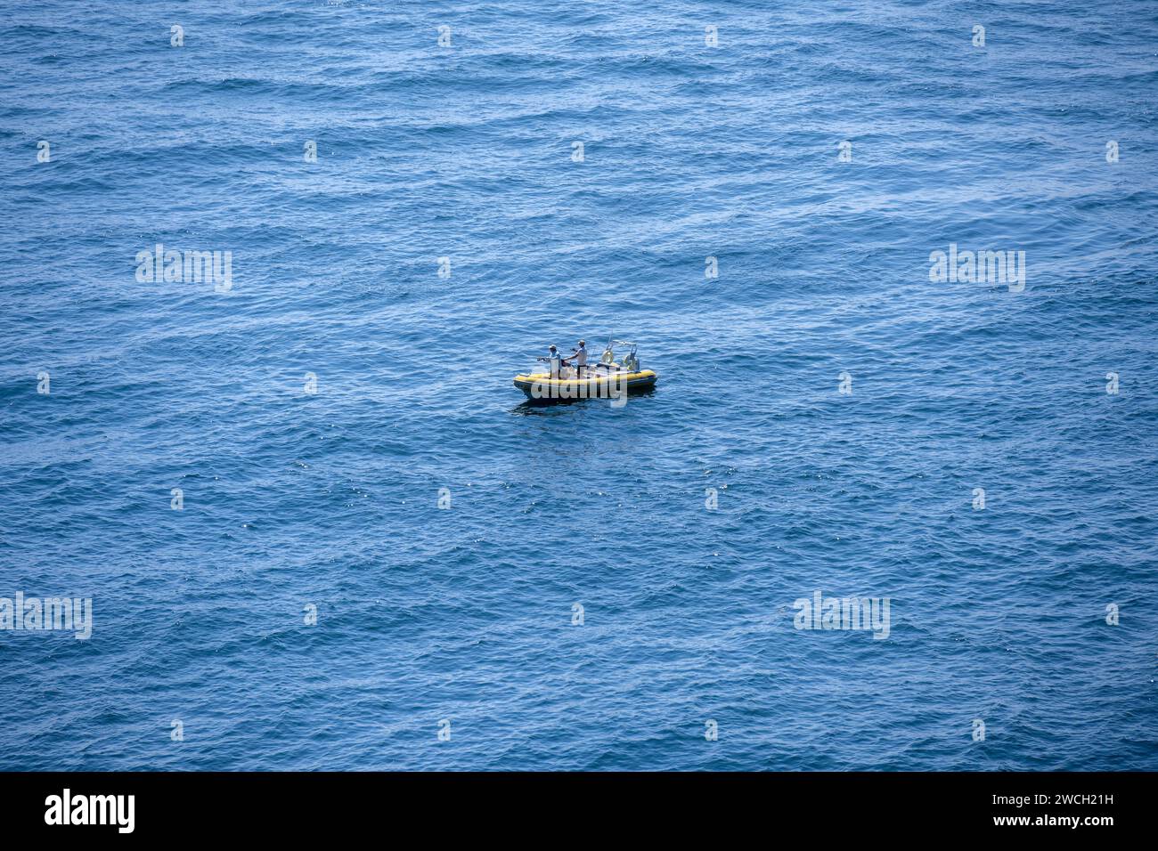 Barca da pesca sul mare Foto Stock