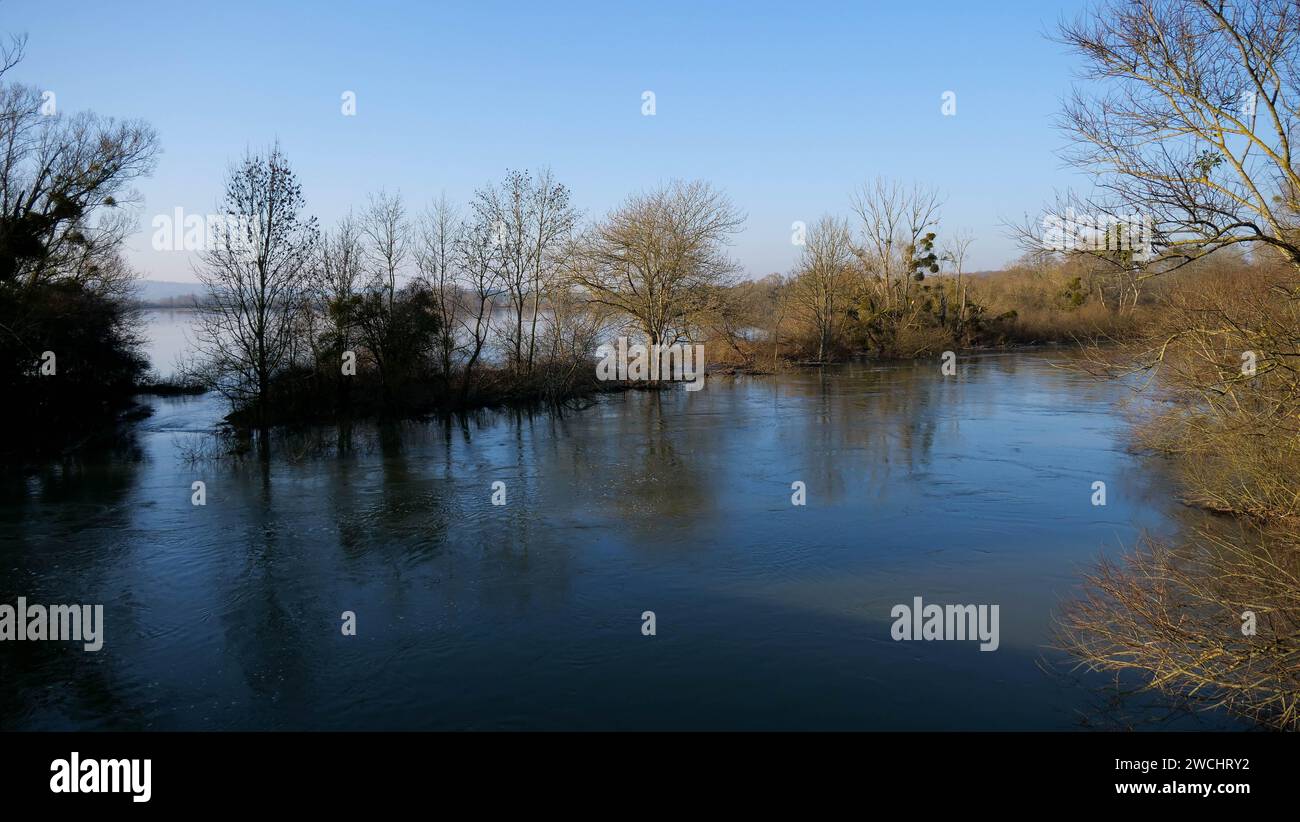 Alluvioni elevate, fiume Aisne, Berry-au-Bac, Aisne, Hauts-de-France, Francia Foto Stock