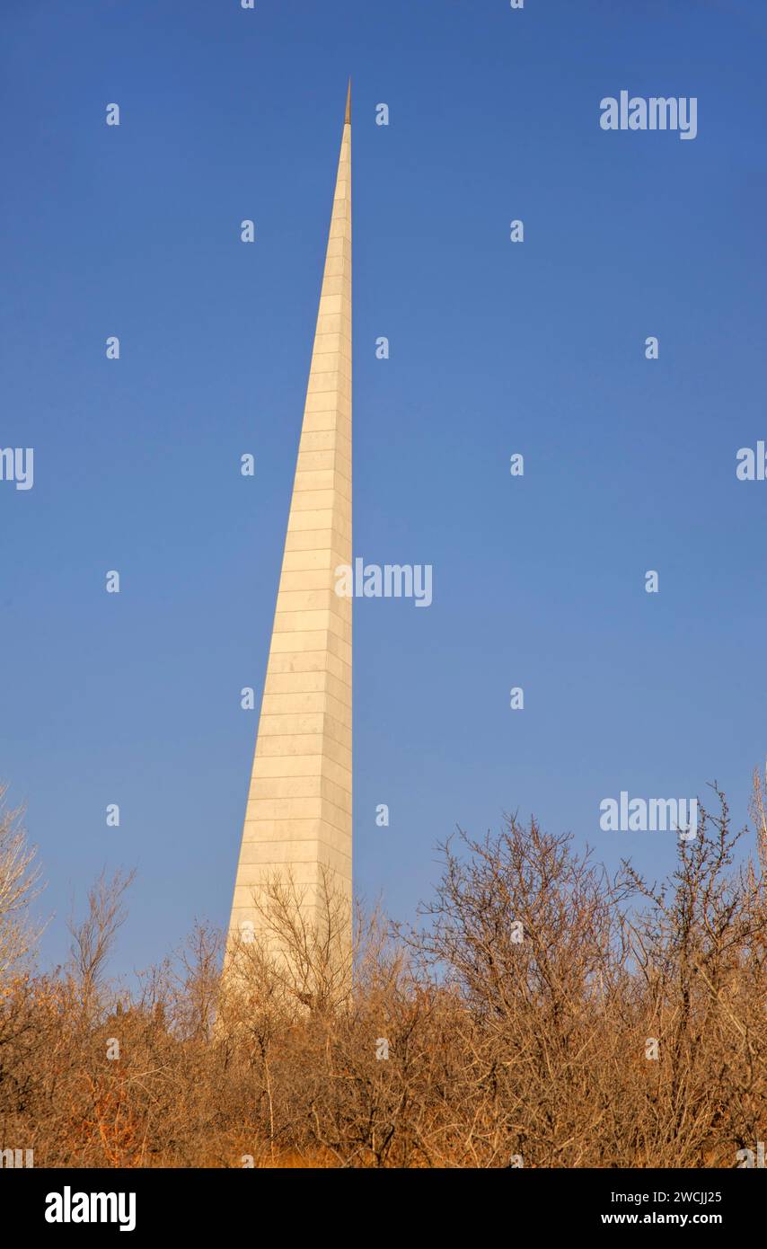 Complesso commemorativo del genocidio armeno Tsitsernakaberd a Erevan. Armenia Foto Stock