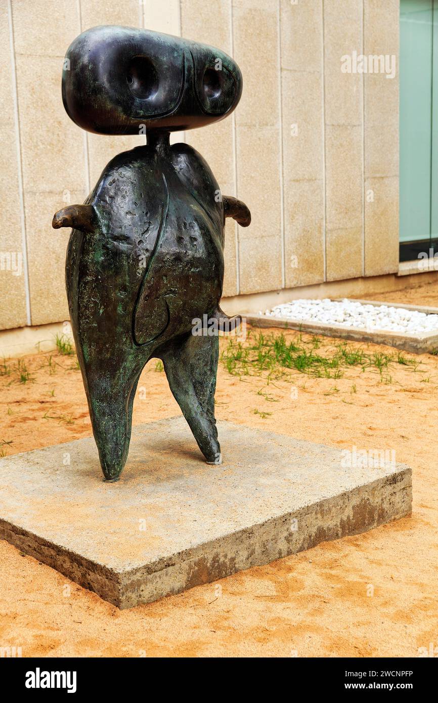 Statua personale, Museo Fundacio Joan Miro, artista Joan Miro, CEAC, Montjuic, Barcellona, Spagna Foto Stock