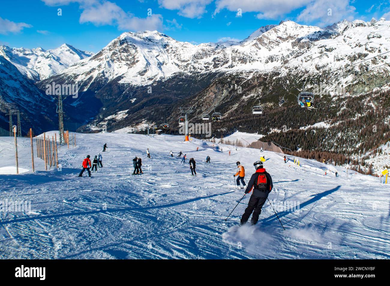 Piste da sci nella stazione sciistica di Valmalenco Foto Stock
