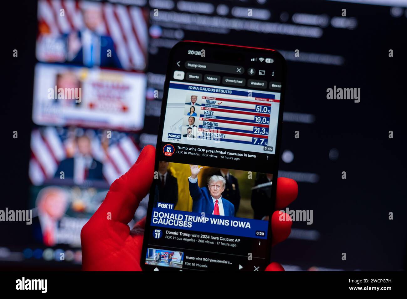 L'ex presidente Donald Trump ha vinto una vittoria senza precedenti nelle elezioni presidenziali dell'Iowa. Foto Stock