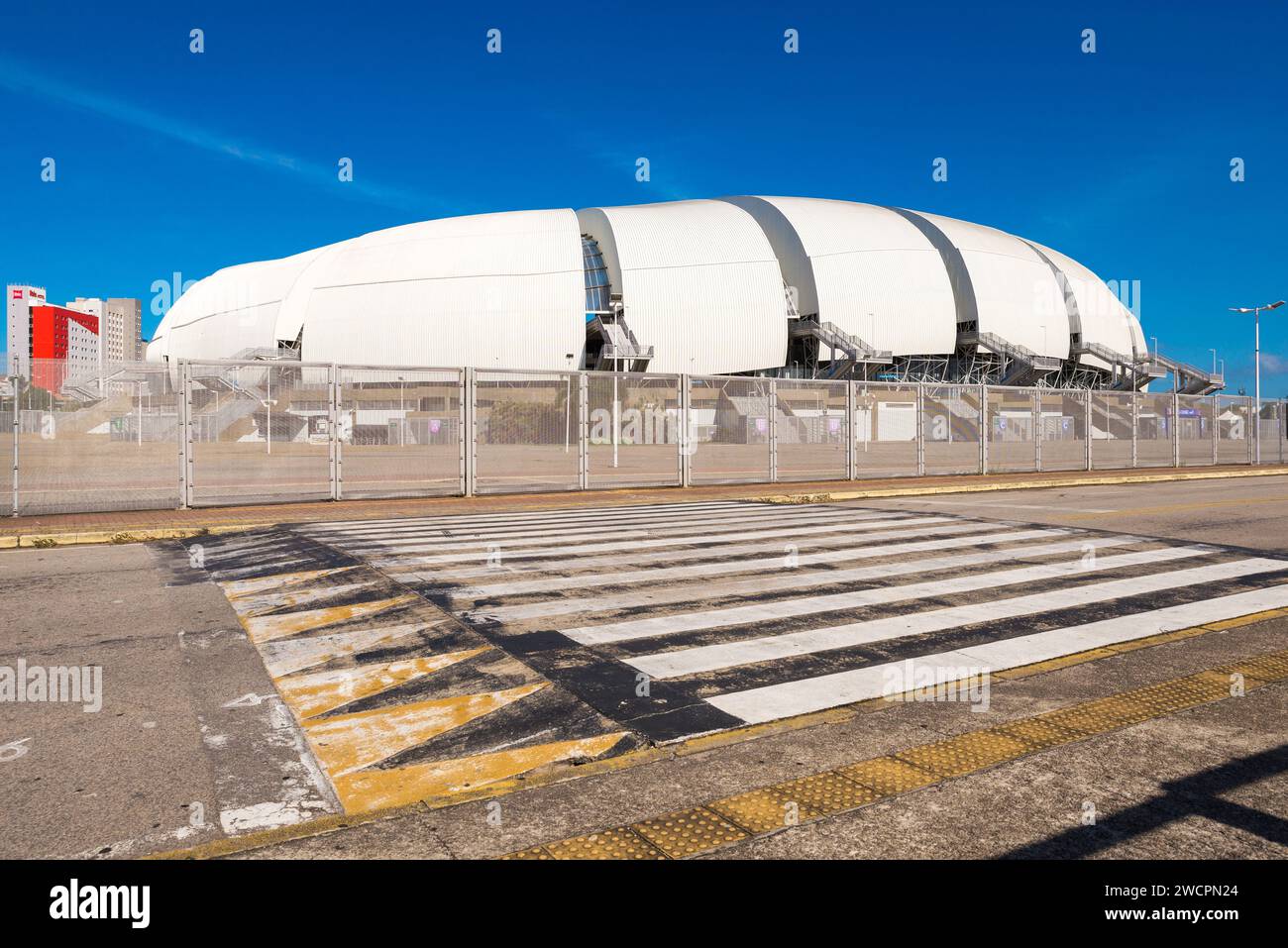 Vista dello stadio di calcio Arena das Dunas, costruito per ospitare le partite di Coppa del mondo del 2014 a Natal City Foto Stock