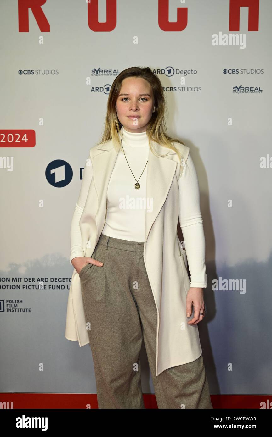 Sonja Gerhardt bei der Premiere der ARD und CBS serie TV "Oderbruch" im CineStar CUBIX am Alexanderplatz. Berlino, 16.01.2024 Foto Stock