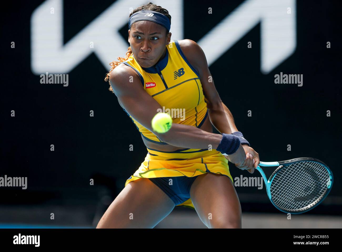 Melbourne, Australia. diciassettesimo. Gennaio 2024. Il tennista americano Coco Gauff in azione durante il torneo Australian Open al Melbourne Park mercoledì 17 gennaio 2024. © Juergen Hasenkopf / Alamy Live News Foto Stock