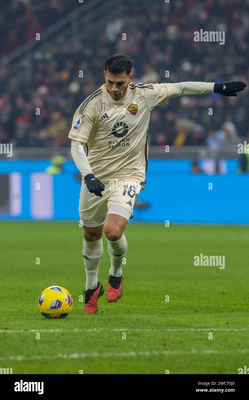 14 gennaio Milano - Italia - sport, calcio - Milano vs Roma Campionato Italiano 2023/2024 - Stadio G. Meazza - nella foto: Leandro Paredes (16 AS Foto Stock