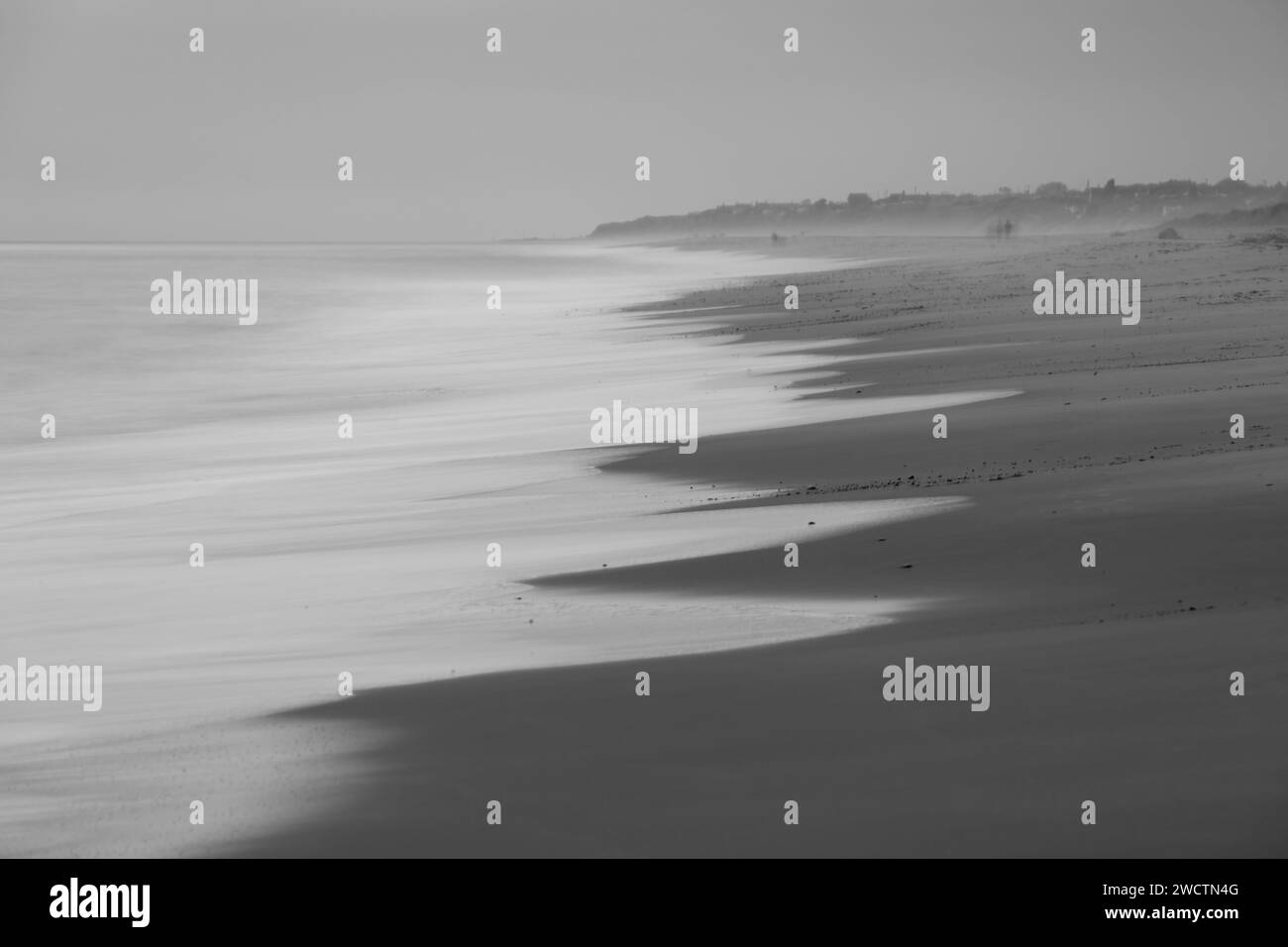 Soft mono Seascape of Winterton Beach, Norfolk Winterton, ottobre 2023 Foto Stock