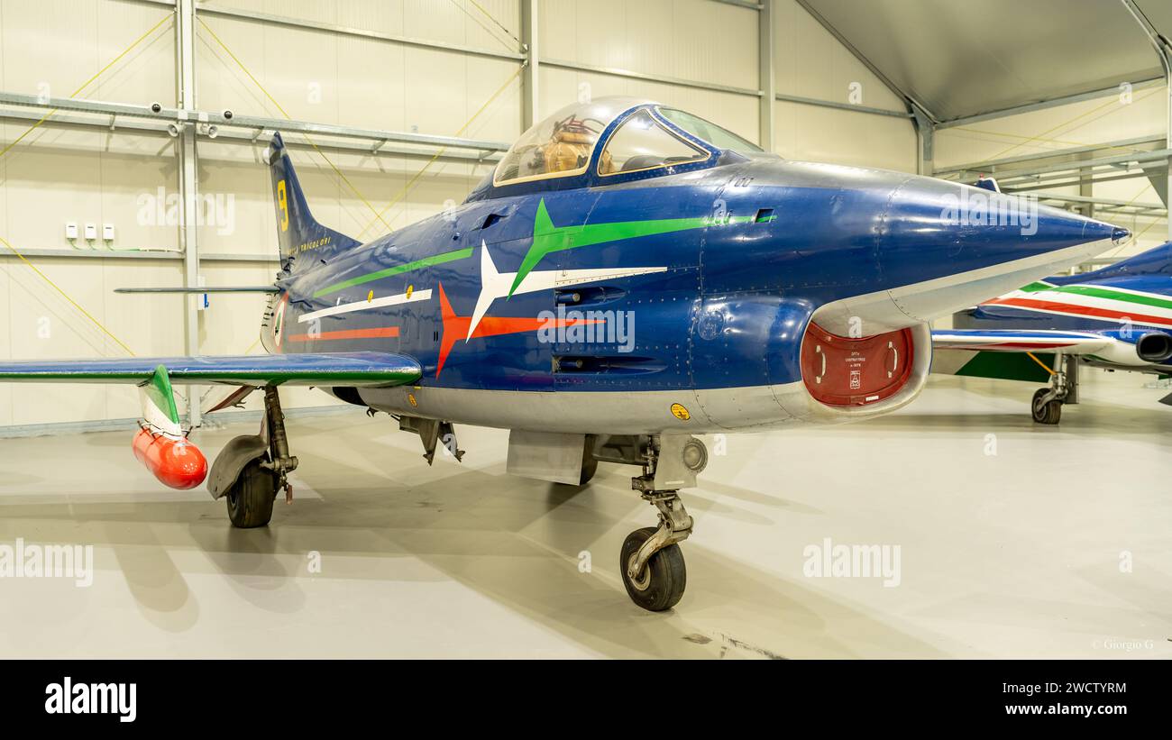 Blue air jet Fighter in mostra al Museo dell'Aeronautica militare Italiana Foto Stock