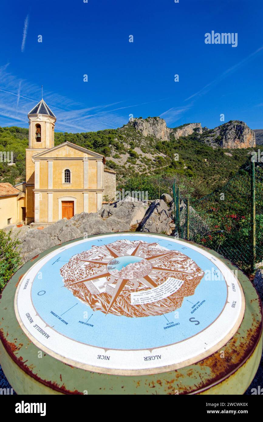 Francia, Alpi marittime, il villaggio collinare di Peillon, l'entroterra di Nizza, la chiesa di San Sauveur, ex Trasfigurazione Foto Stock