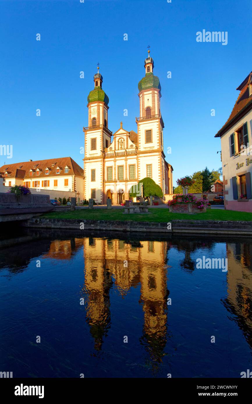 Francia, Bas Rhin, la Ried, Ebersmunster, Saint Maurice chiesa abbaziale del xviii secolo e di stile barocco tedesco Foto Stock